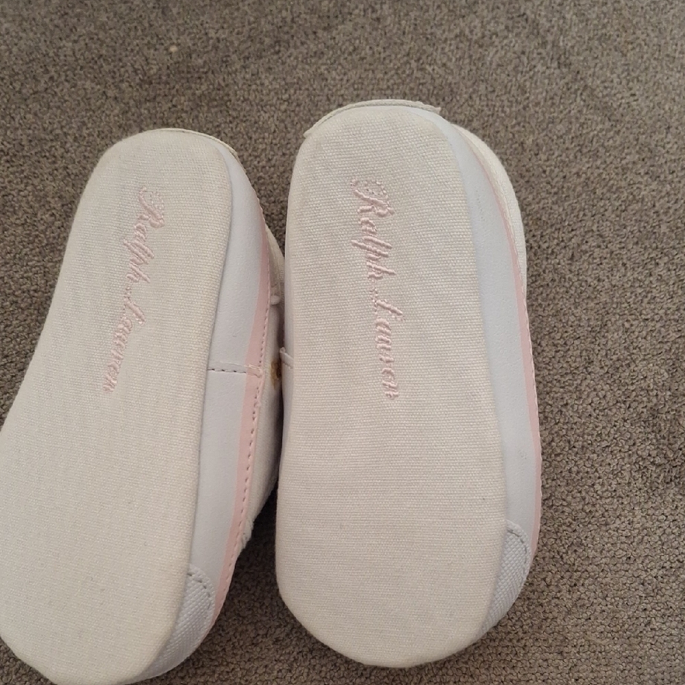 Ralph Lauren Cream Baby Shoes with Pastel Embroidery - Picture 3 of 4
